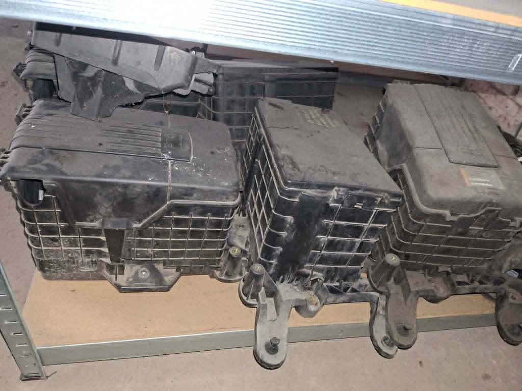 A vendre divers boitiers batterie VW Audi Seat Skoda, Autos : Pièces & Accessoires, Enlèvement, Utilisé, Seat