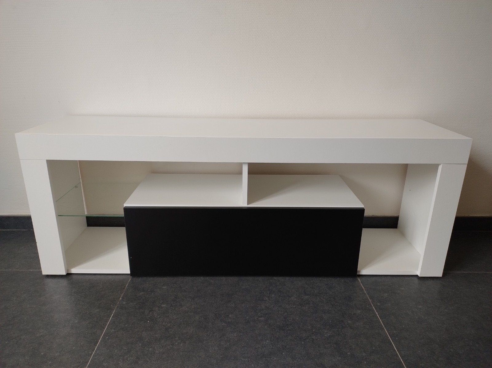 Tv-meubel 140x35x50.5 cm, Huis en Inrichting, Kasten |Televisiemeubels, Ophalen