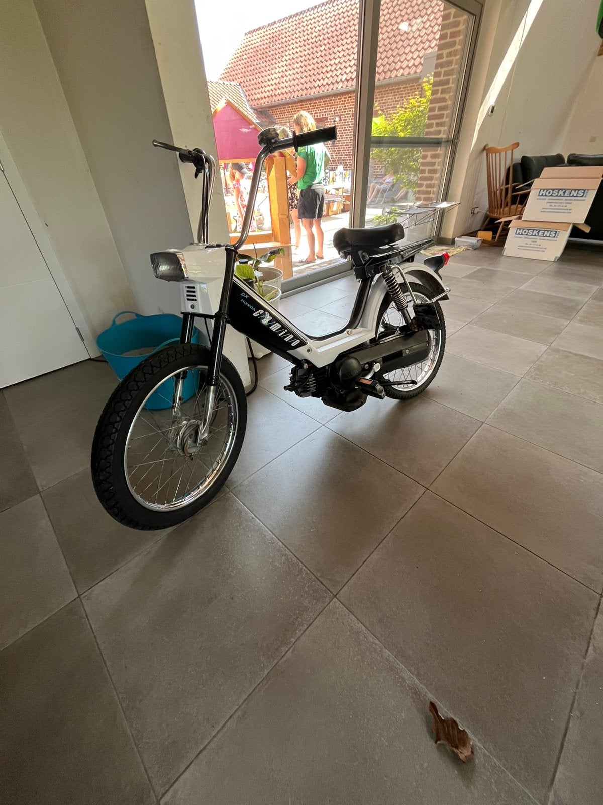 Camino a klasse, Fietsen en Brommers, Ophalen, Zo goed als nieuw