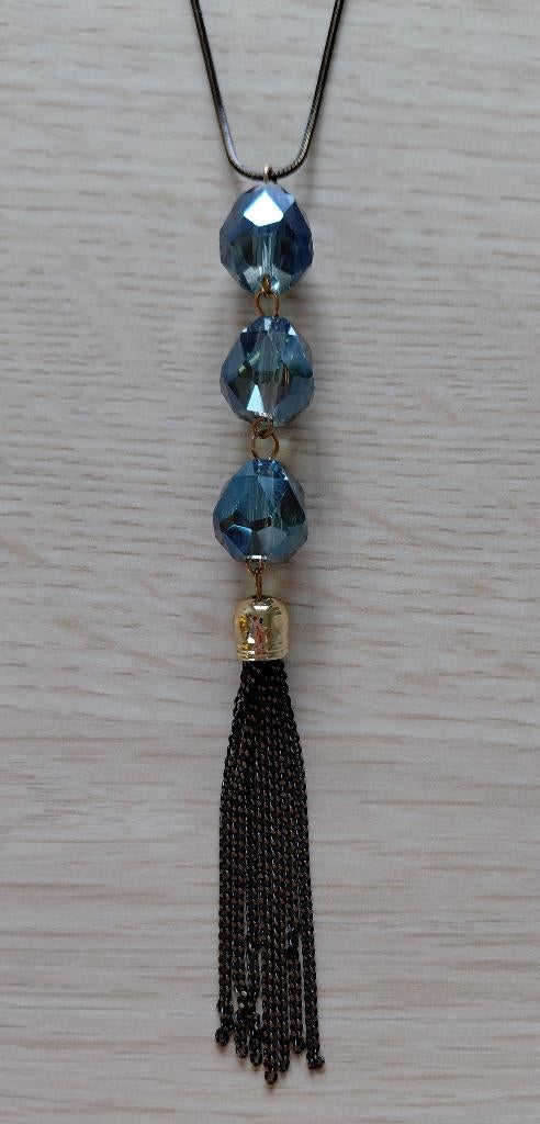 Lange bruine halsketting met blauwe steentjes, als nieuw, Ophalen, Zo goed als nieuw, Blauw
