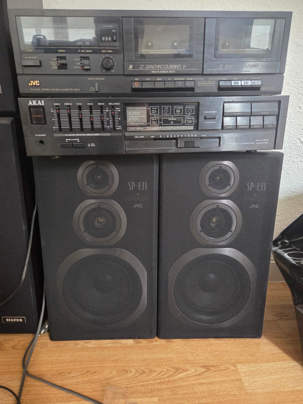 stereo installatie Akai casstettespeler en luidsprekers JVC, Enlèvement, JVC