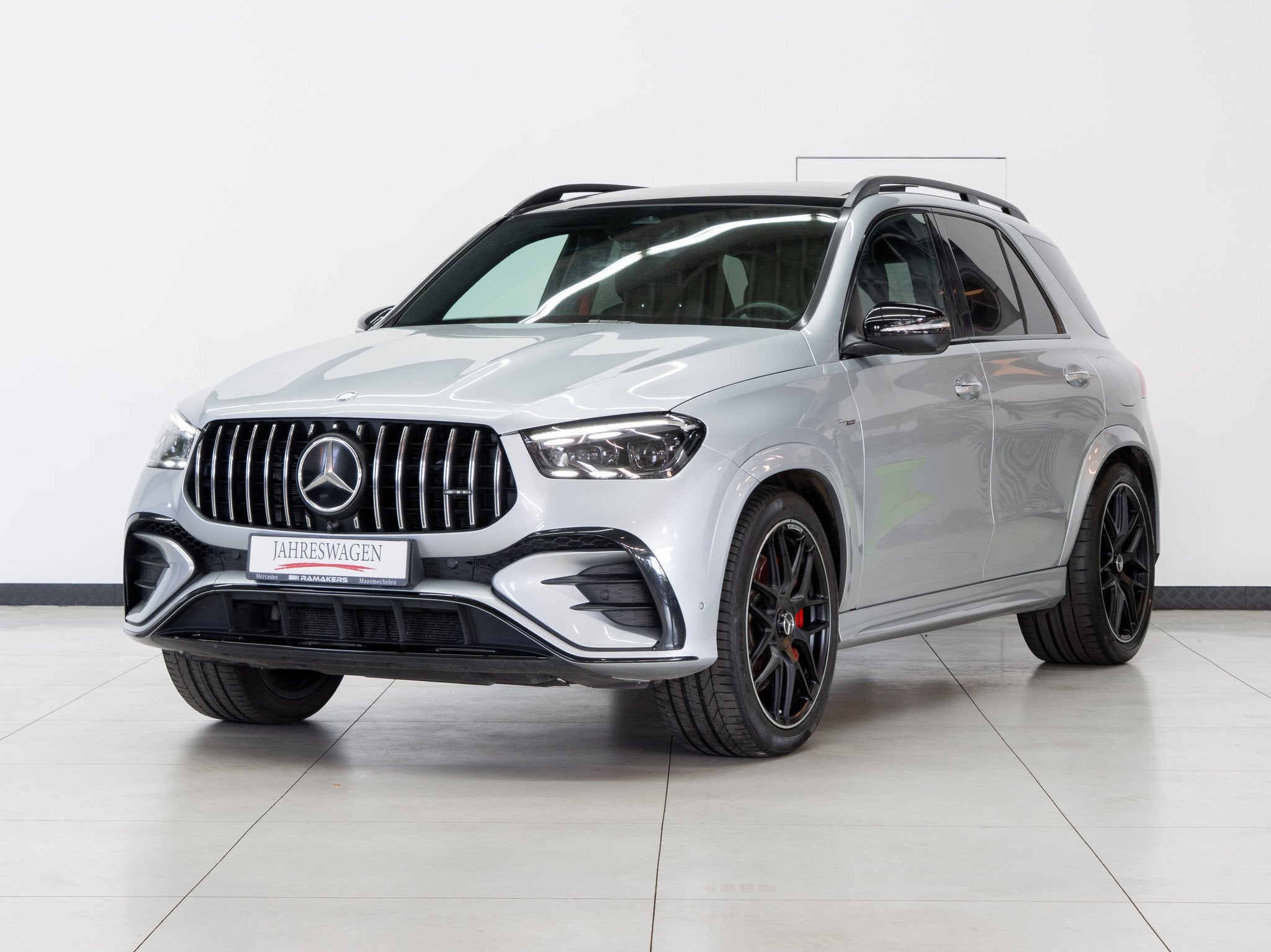 Mercedes-Benz GLE 53 AMG 4M+ HYBRID Night 22" PANO Massage D, Auto's, 32 g/km, Gebruikt, Zwart, 544 pk