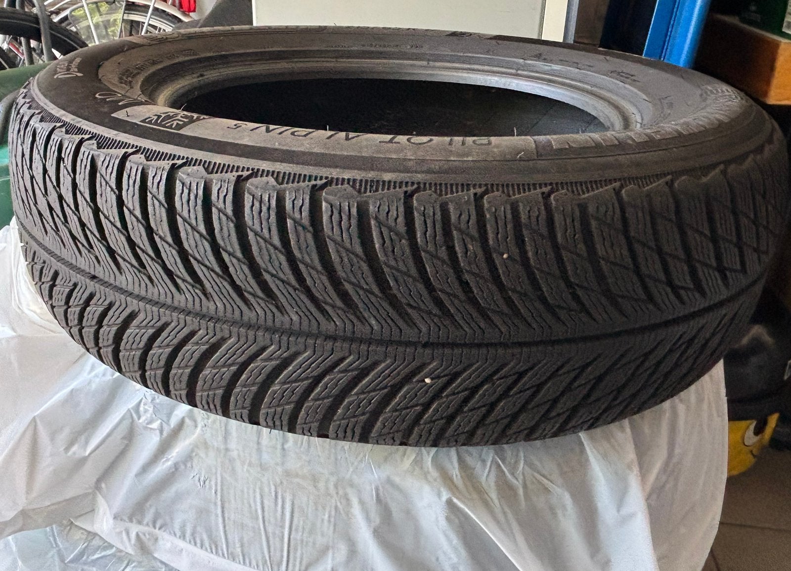 Michelin Pilot Alpin 5 - winterbanden, Auto diversen, Autosport-onderdelen, Ophalen, Zo goed als nieuw