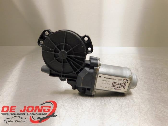 Moteur de vitre portière d'un Hyundai Santafe, -, 3 mois de garantie, Utilisé, Hyundai