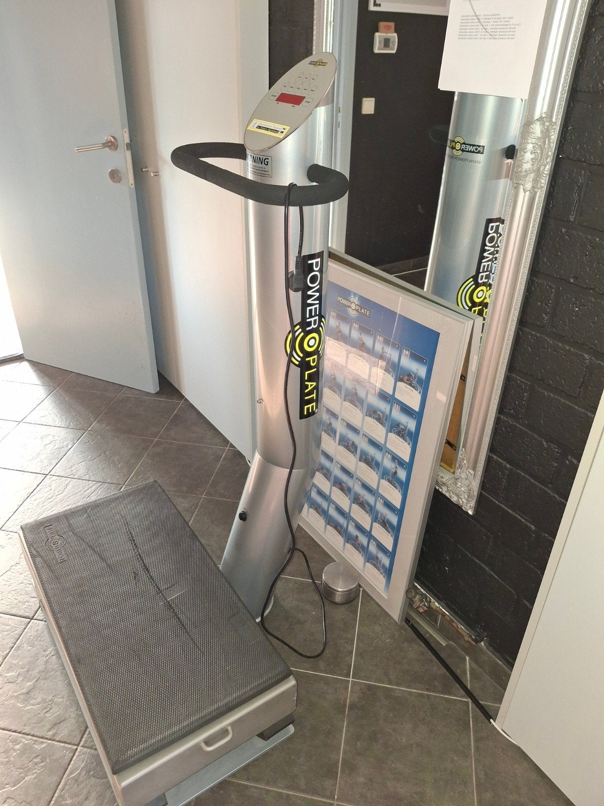 professionele powerplate, Sport en Fitness, Ophalen, Gebruikt, Benen, Trilplaat