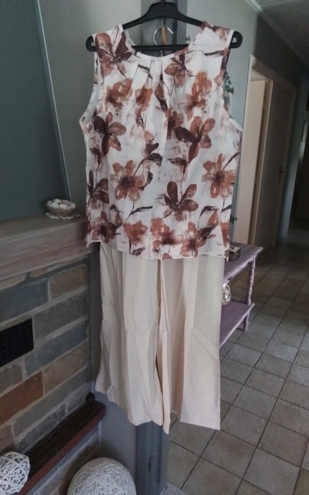 Ensemble blouse pantalon large taille L Nouveau.
J'arrive à, Kleding | Dames, Jumpsuits