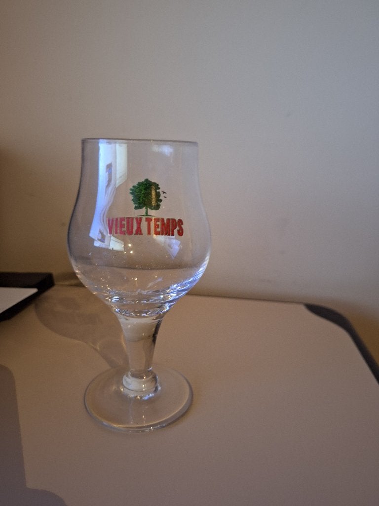 1 bierglas vieux temps, Ophalen of Verzenden, Zo goed als nieuw, Glas of Glazen
