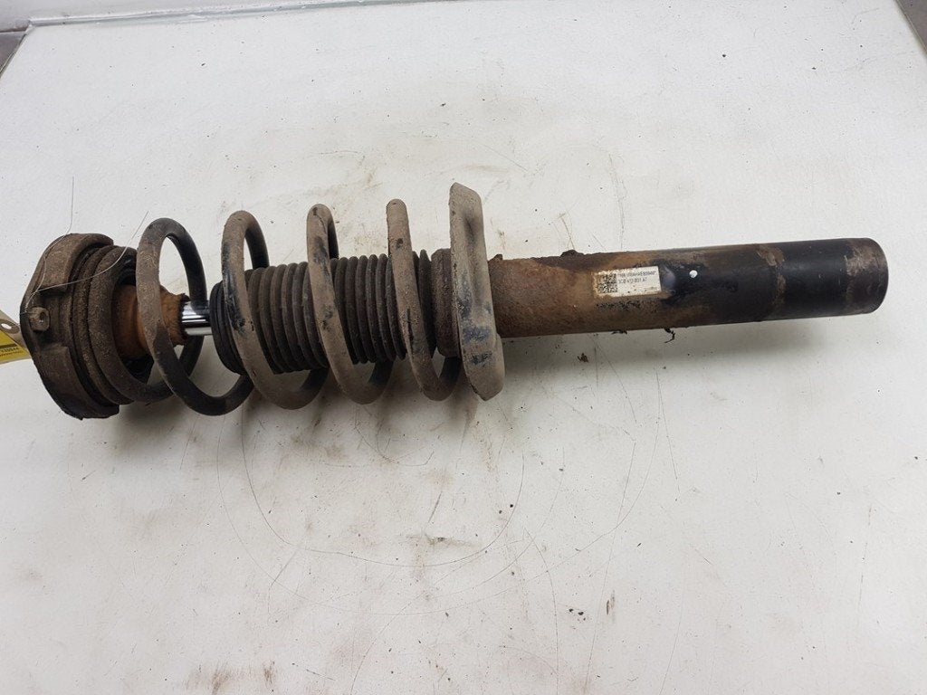 AMORTISSEUR OU ABSORBEUR DE CHOC AVANT DROIT (|3C0413031AL|3, Volkswagen, Volkswagen AG, Utilisé, Kundenbetreuung@volkswagen.de