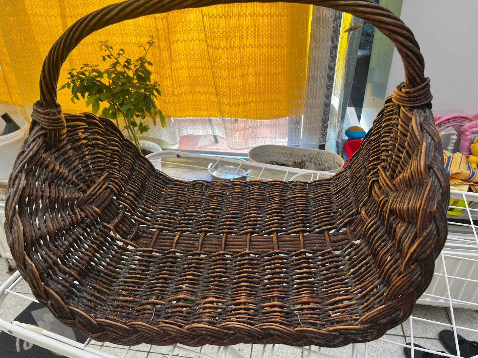 Rieten mand voor hout in te leggen, Ophalen, Gebruikt