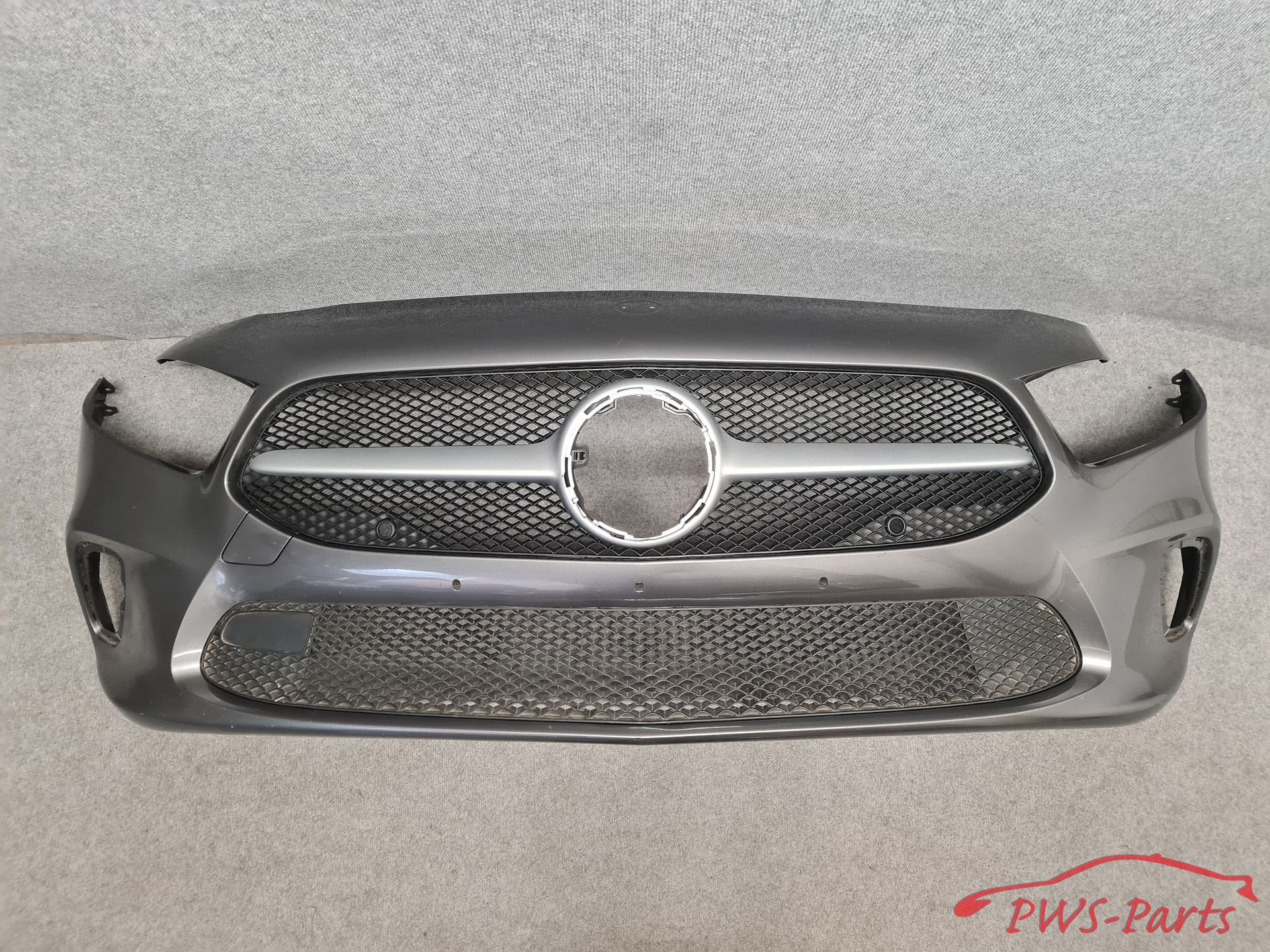 MERCEDES W177 A-KLASSE VOORBUMPER GRILL ORIGINEEL, -, Utilisé, -, Avant
