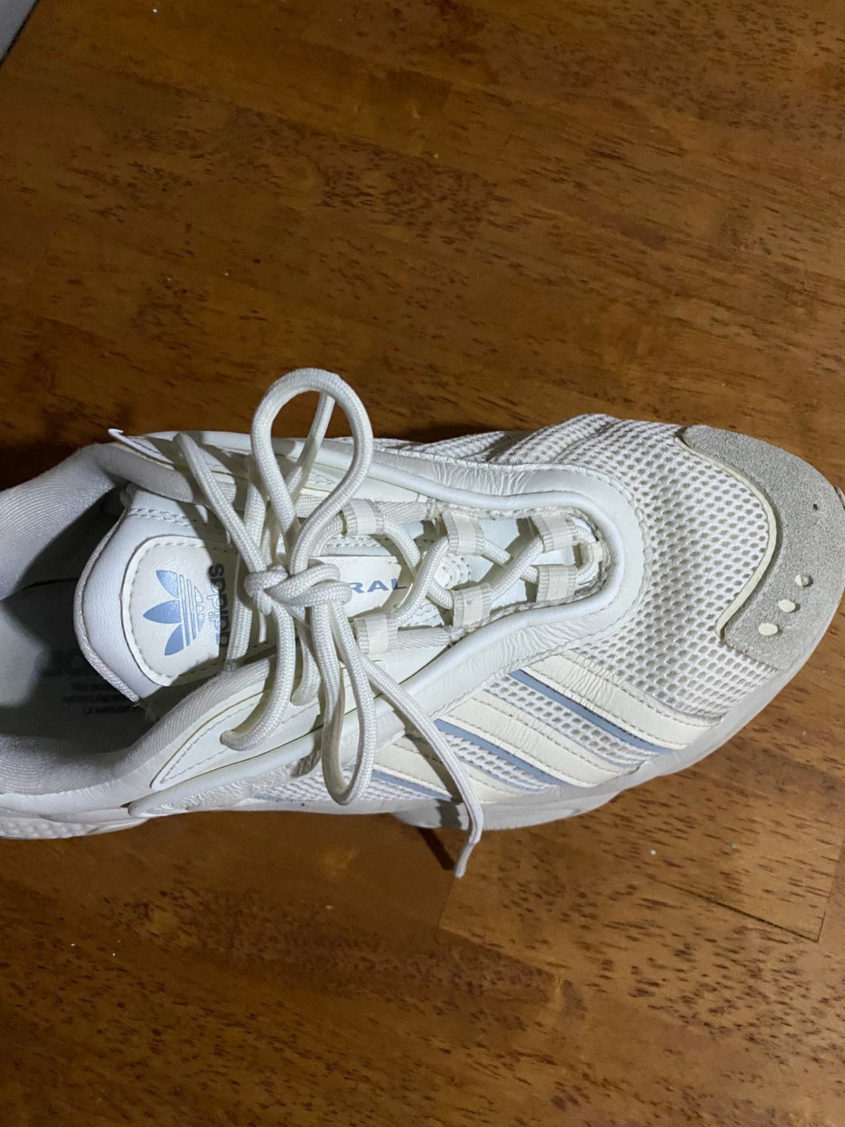 Adidas schoenen maat 43, Ophalen, Zo goed als nieuw
