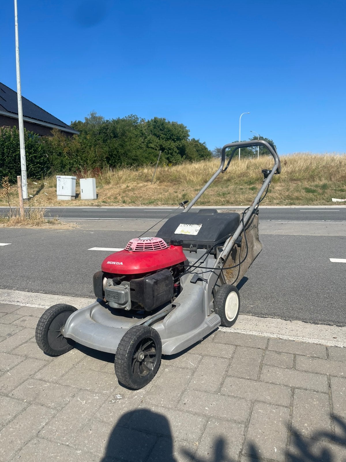 Honda benzine grasmachine werkt perfect staat, Tuin en Terras, Ophalen, Zo goed als nieuw