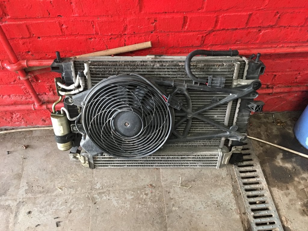 RADIATEUR OPEL MERIVA A 1700 TURBO DIESEL, Ophalen, Gebruikt, RUE BRIGADE PIRON 307, Garage_bila@yahoo.fr