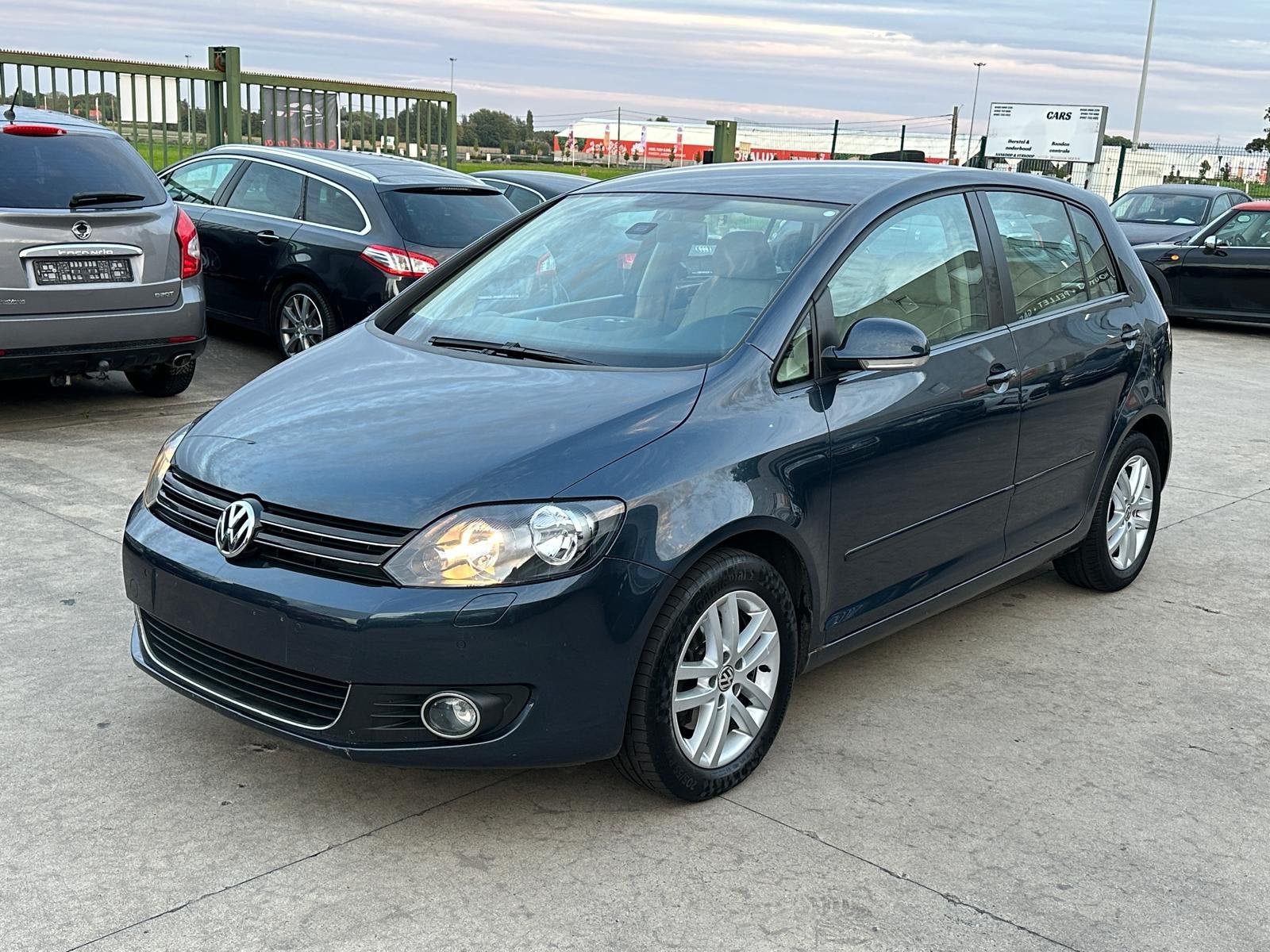 Volkswagen Golf Plus 1,4 L à essence 106000 KLM, Autos, Euro 5, Achat, https://public.car-pass.be/vhr/87d9aa10-fe6c-4765-afa4-b62000136122