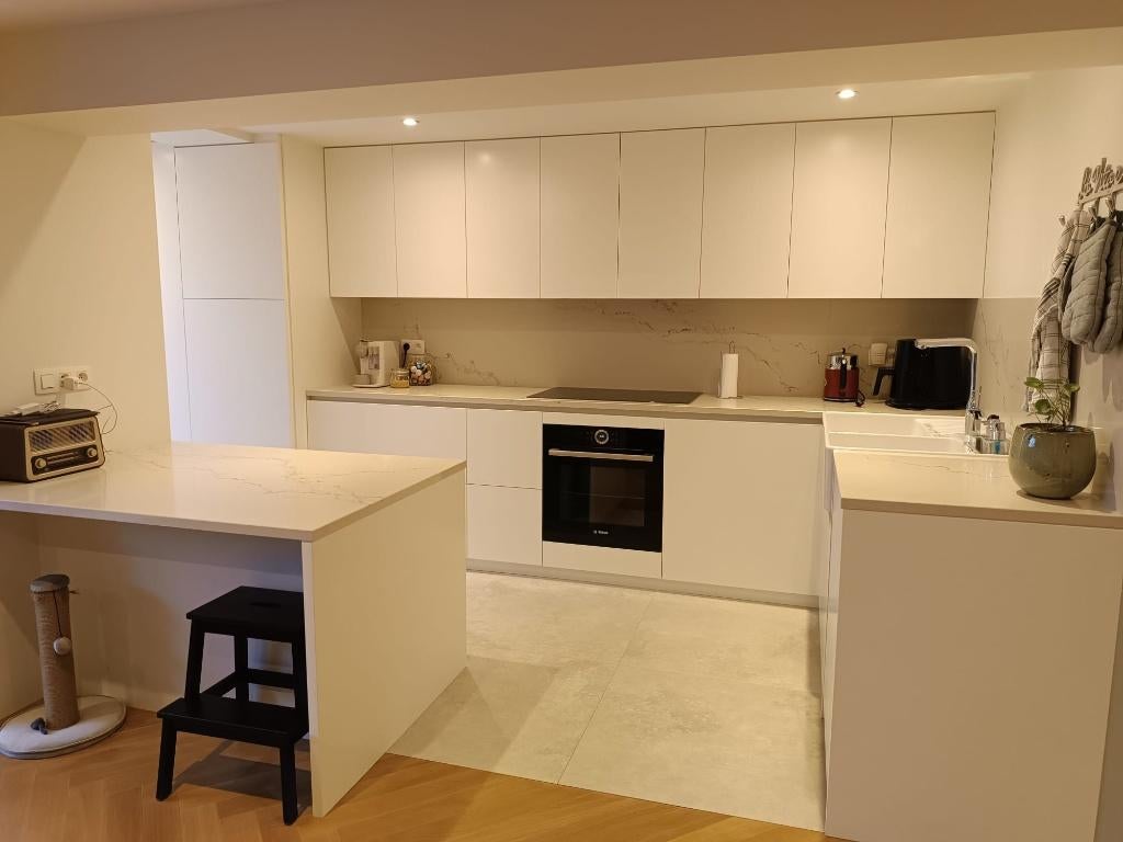TE HUUR:Luxe 1‑slaapkamerappartement (70 m²) met 100 m² tuin, Immo, 50 m² of meer, Provincie Antwerpen