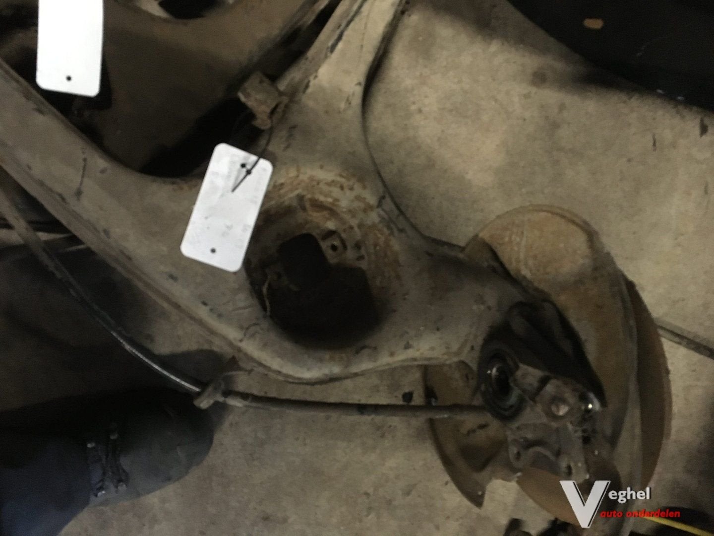 Mercedes w123 draagarm linksachter, -, Utilisé, -, -