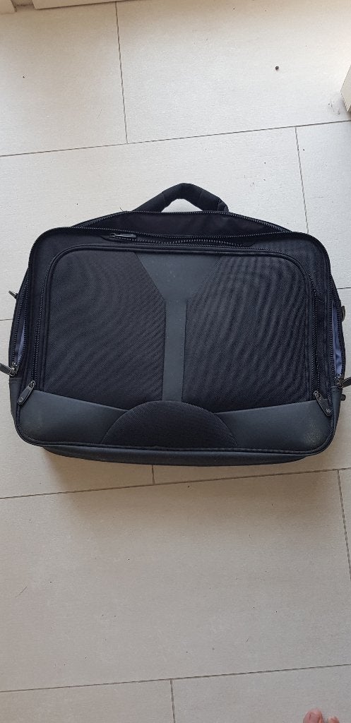 Laptop tas, Computers en Software, Ophalen, Zo goed als nieuw