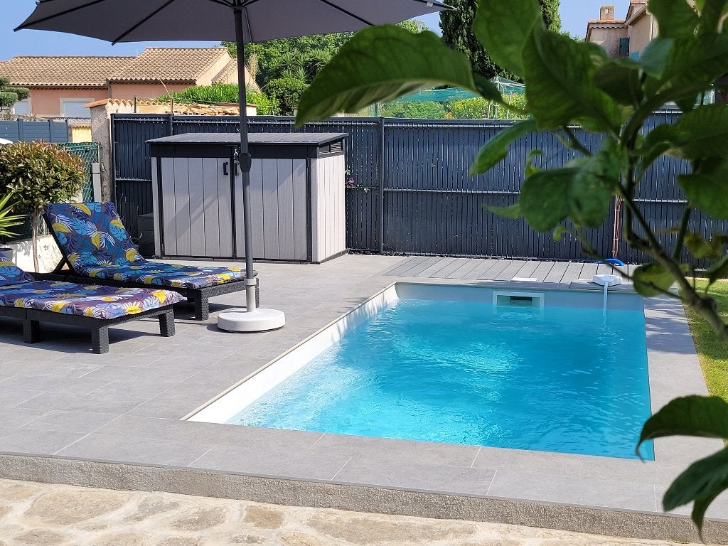 Location Côte d'Azur - 47 m² - 1 chambre, clim et wifi, Immo, Appartements & Studios à louer, 35 à 50 m²