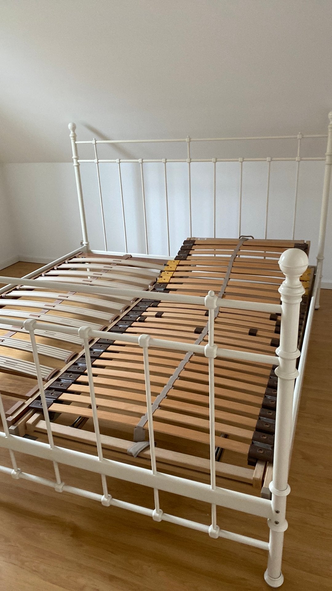 Bed 180, ikea, Enlèvement, Comme neuf
