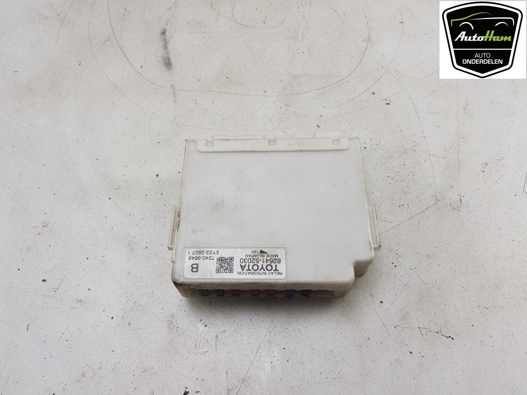 RELAIS Toyota Yaris III (P13) (|8264152030|), Auto-onderdelen, Gebruikt, Toyota