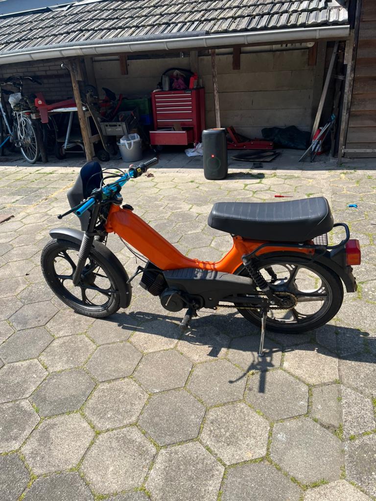 Tomos qoudro, Fietsen en Brommers, Brommers | Tomos, Ophalen, Zo goed als nieuw