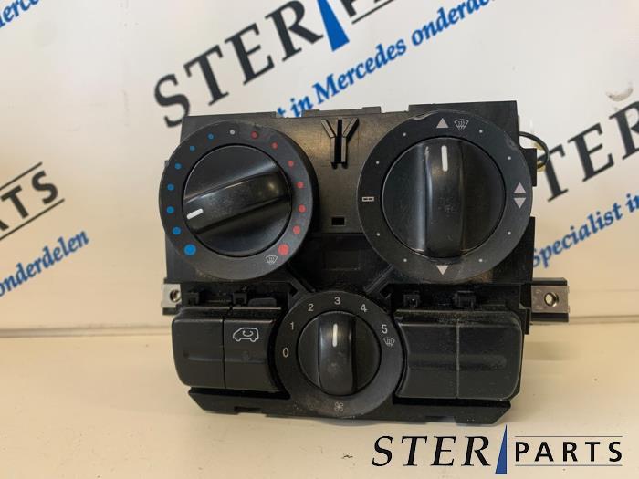 Panneau de commandes chauffage d'un Mercedes Vito, 3 mois de garantie, Utilisé, -, -