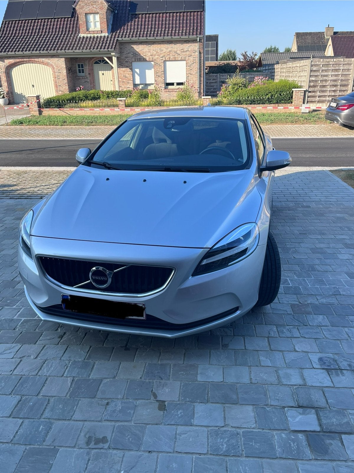 Volvo V40, Autos, Volvo, 90 kW, Argent ou Gris, Achat, 5 places
