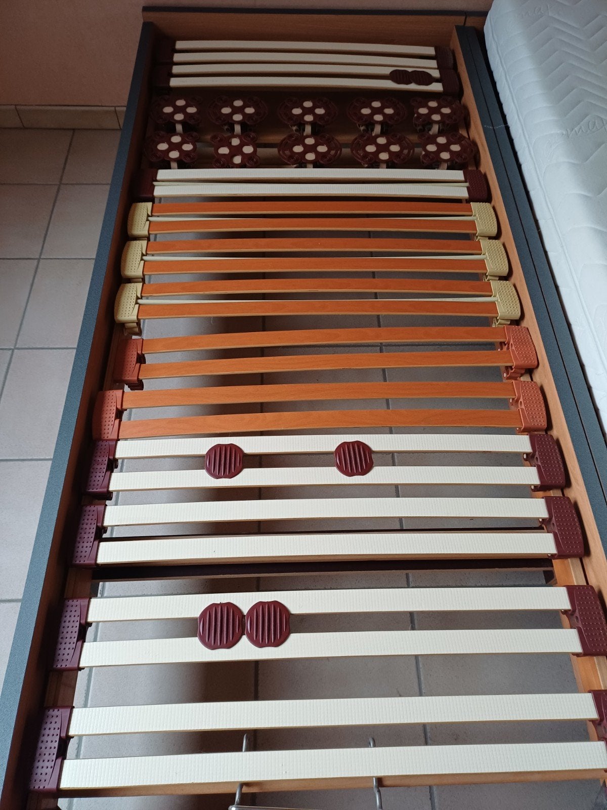 fonds plats, 90 cm, Enlèvement, Sommier, 200 cm