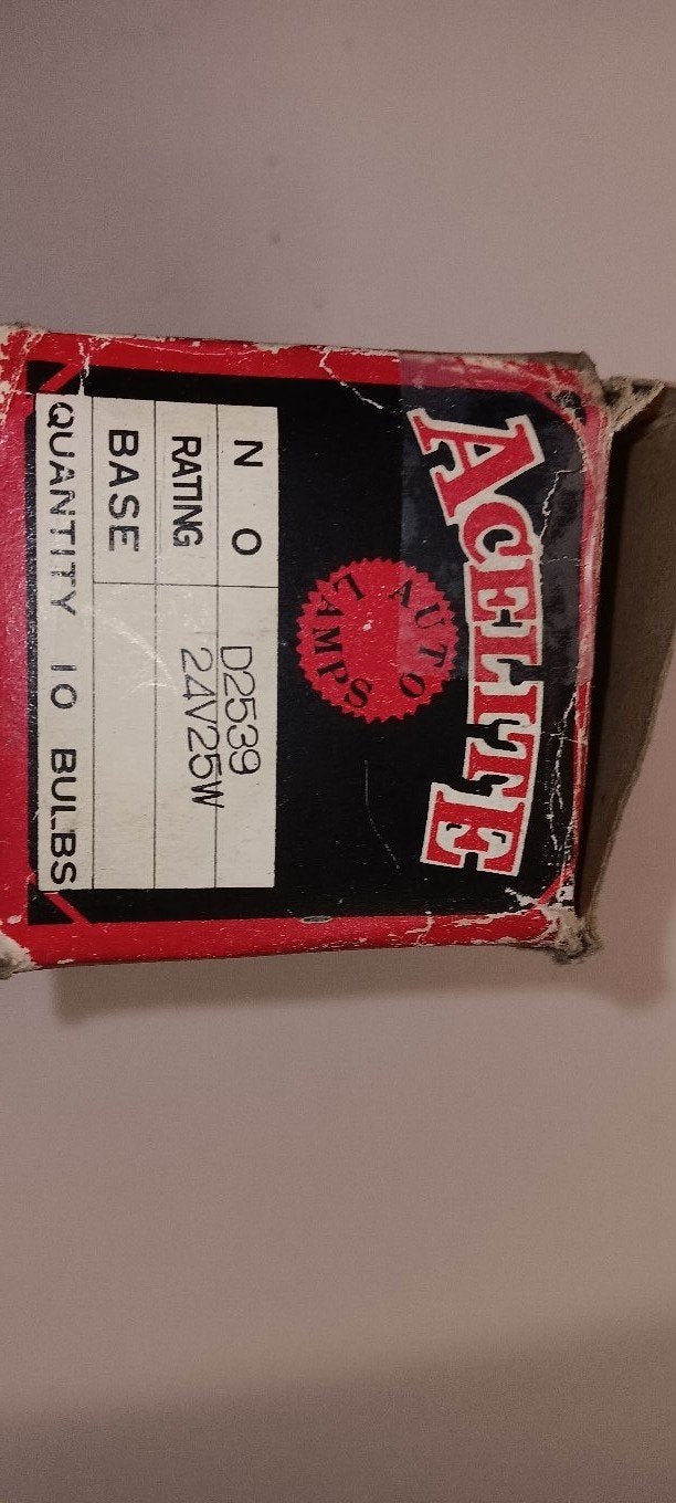 AUTOLAMPEN 24 VOLT, Auto-onderdelen, Ophalen