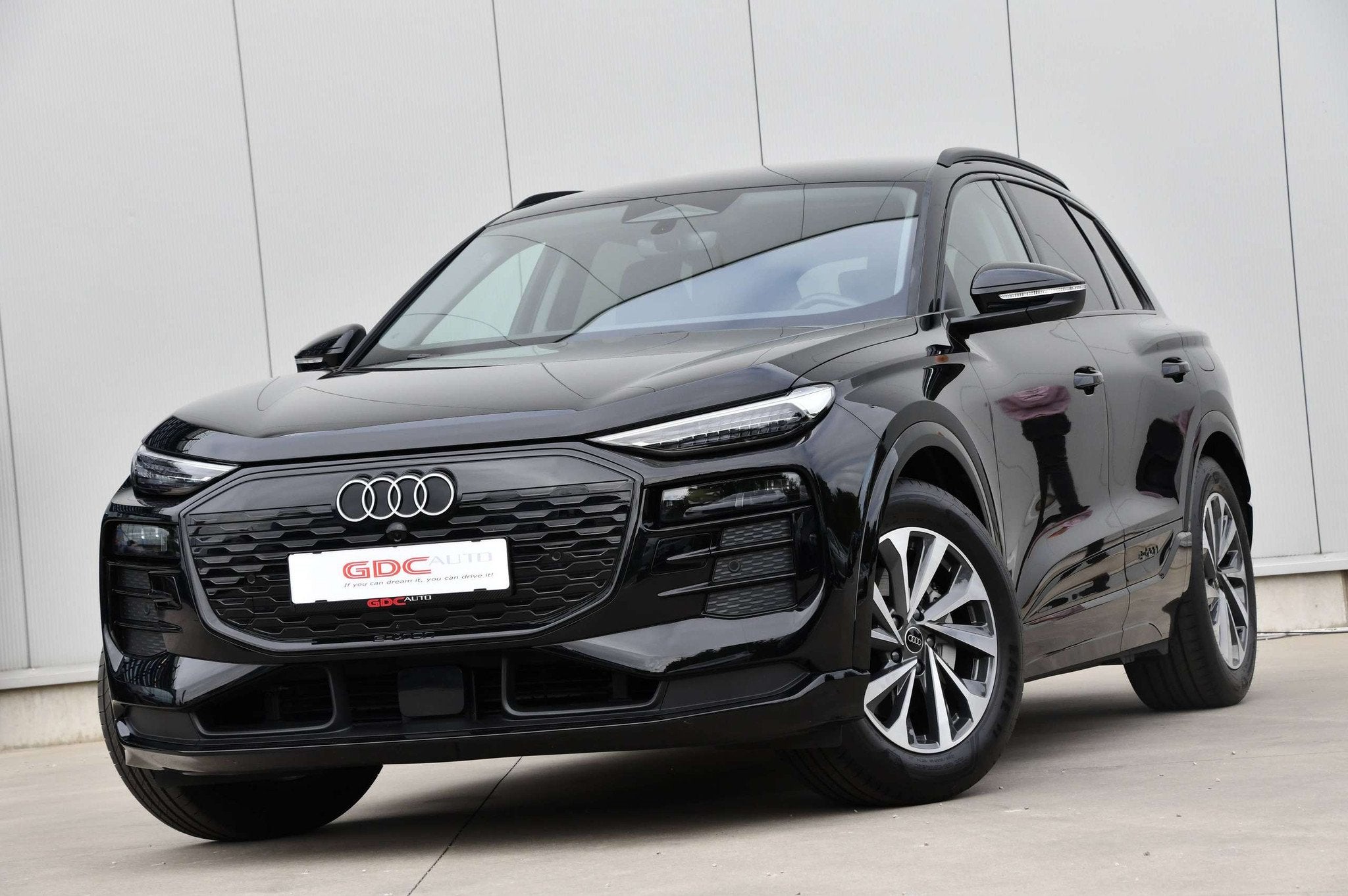 Audi Q6 e-tron Q6 e-Tron l SOH l Bijrijdersdisplay l winter, Auto's, Gebruikt, Zwart, 5 zetels, SUV of Terreinwagen