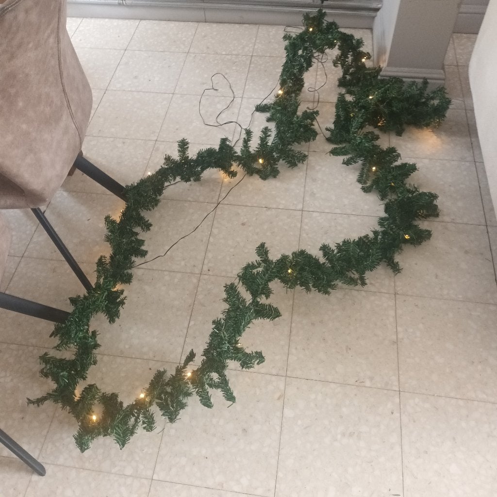 Kerstversiering, Ophalen, Zo goed als nieuw