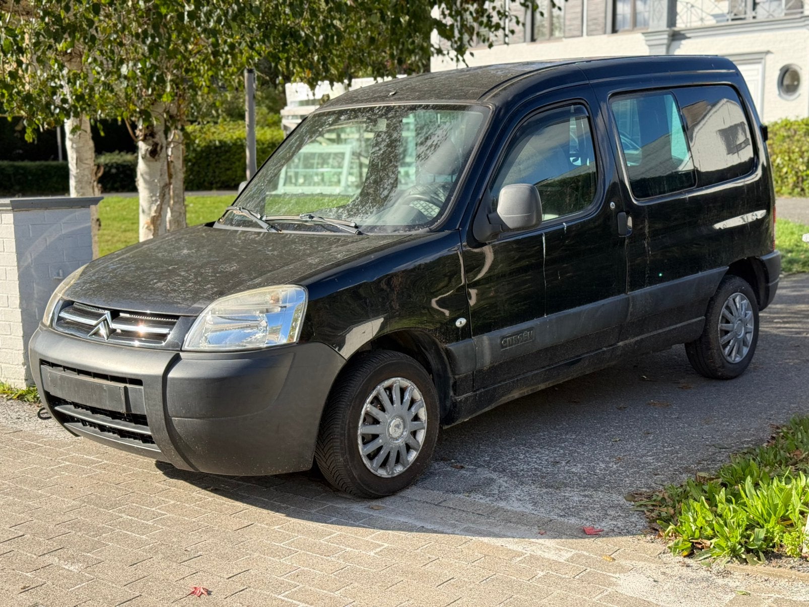 CITROËN BERLINGO / 1.4 BENZINE! / LICHTE VRACHT!, Voorwielaandrijving, Dealer onderhouden, Stof, Zwart