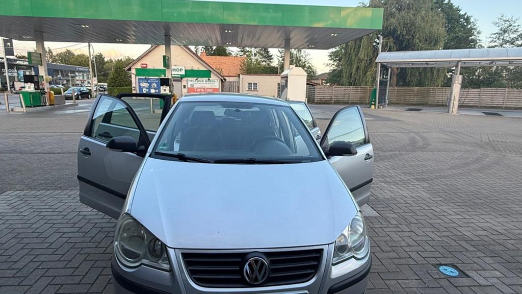 Volkswagen Polo 1.2 Essence avec CarPlay et climatisation, Autos, Volkswagen, Particulier, Polo, Caméra de recul, Enlèvement