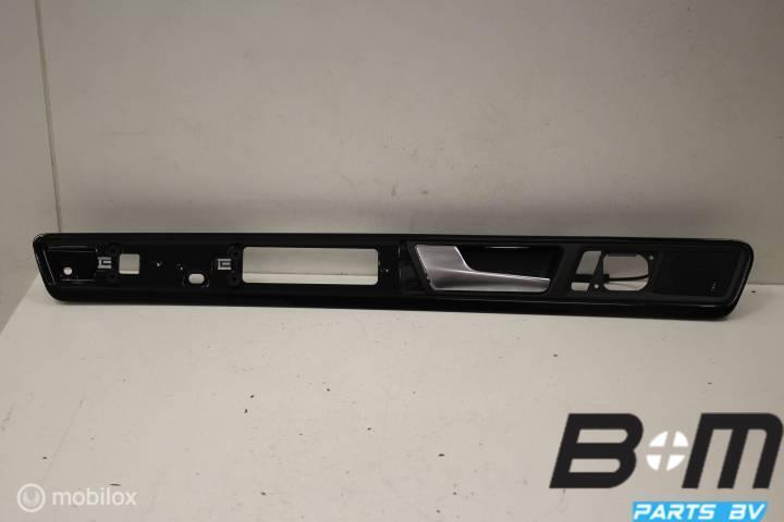 Deurlijst LV (bestuurderskant) VW Touareg 7P 7P6837113, Gebruikt