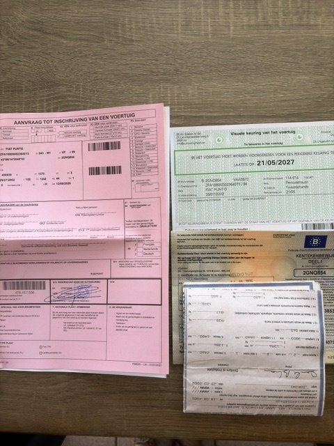 punto 1200 benz 114 000 km blanco gekeurd voor verk euro 4, Autos, Argent ou Gris, Achat, 3 places, Boîte manuelle