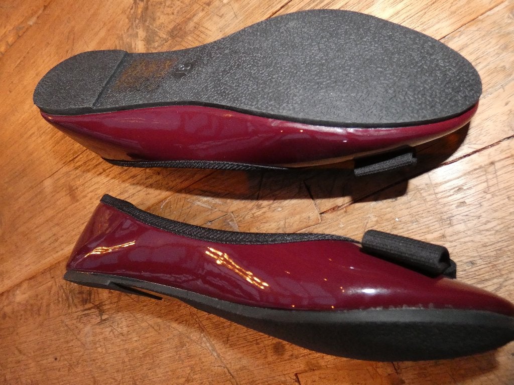 Nieuw MOA ballerina's bordeaux maat 37, Vêtements | Femmes, Enlèvement ou Envoi, Neuf, Ballerines