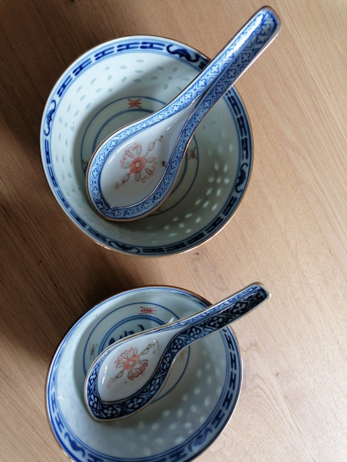 2 chinese porseleinen soepkommen met lepel, Antiek en Kunst, Ophalen