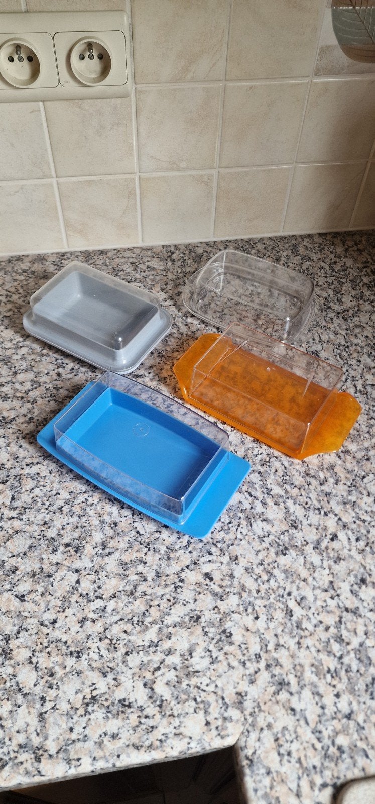 4 Botervlootjes, Ophalen