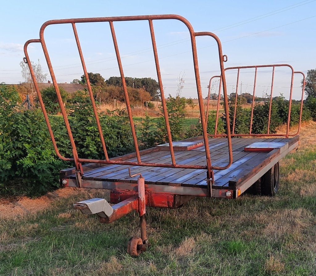 Hooi- en strowagen, Ophalen