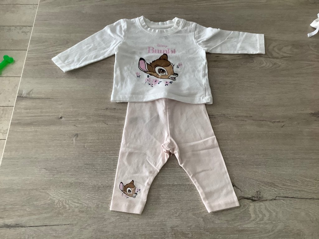 Ensemble 2 pièces Disney Bambi baby (taille 62), Enfants & Bébés, Vêtements de bébé | Taille 62, Enlèvement ou Envoi, Ensemble