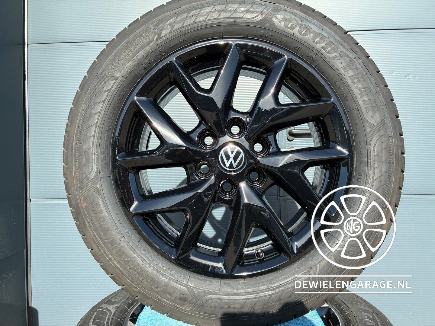 17 inch VW Transporter T7 Velgen BLACK NIEUW Origineel Le Ma, Autos : Pièces & Accessoires, Pneus et Jantes, Véhicule de tourisme