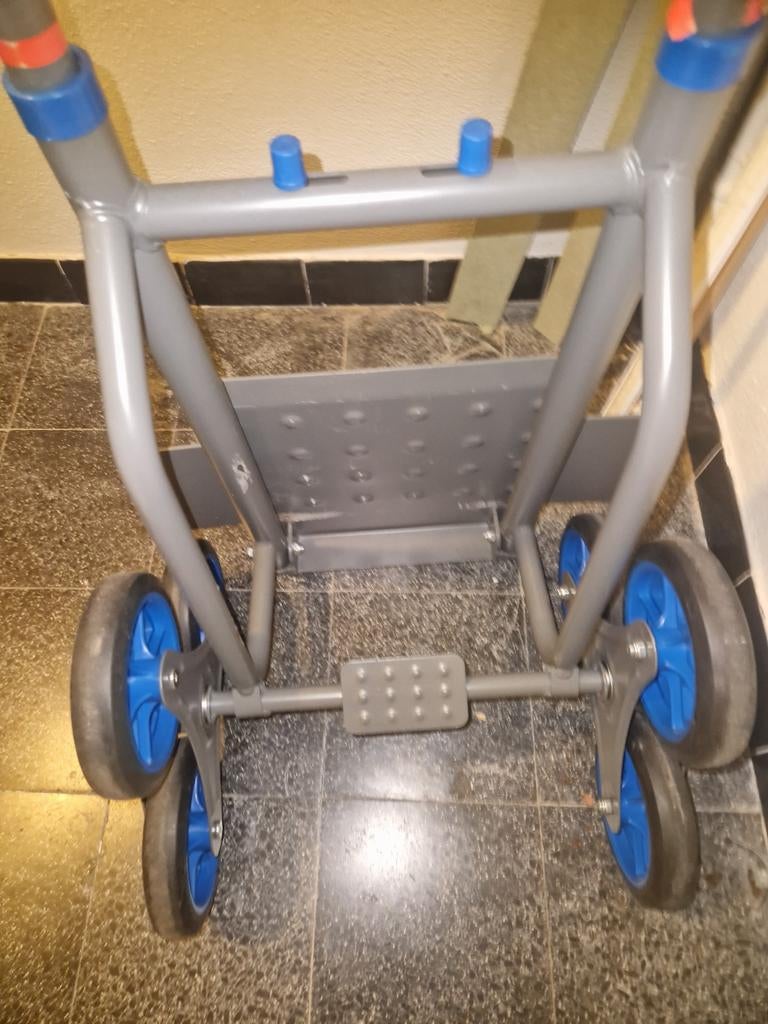 Hef hef karretje voor bij trappen., Doe-het-zelf en Bouw, Transportwagens, Ophalen