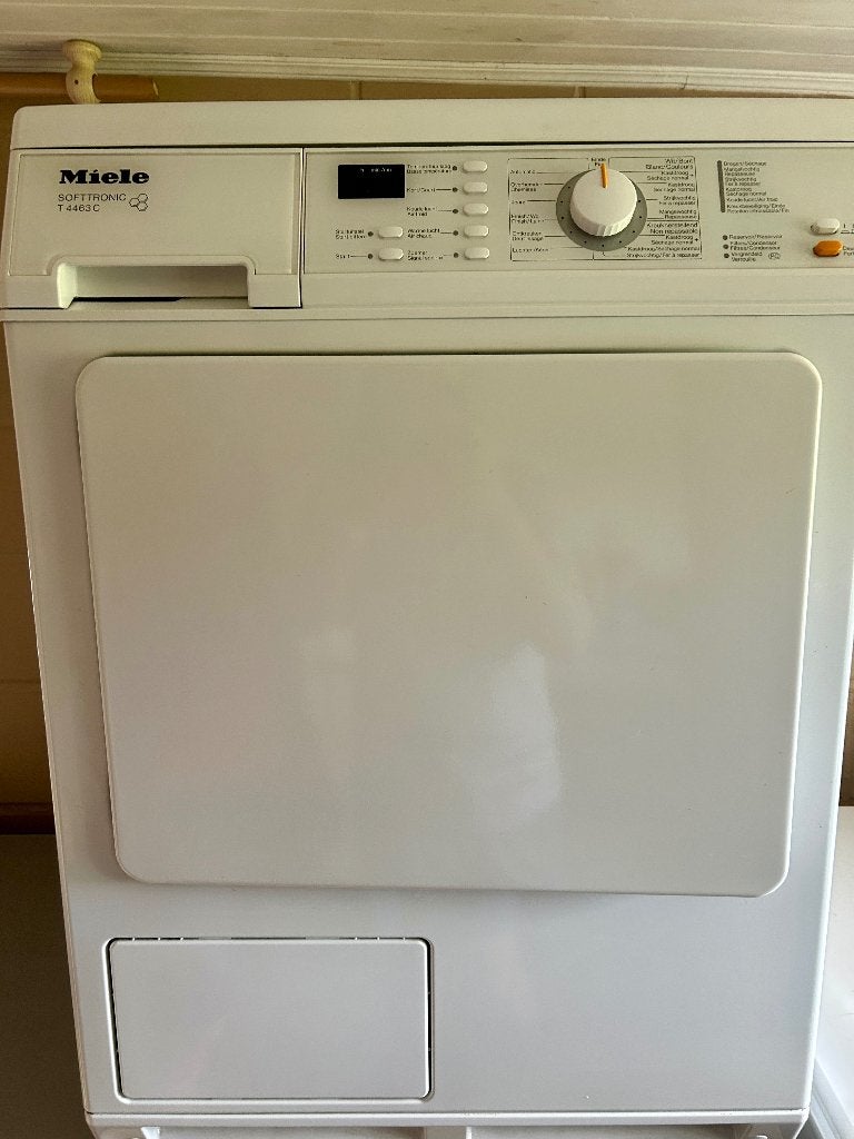 Miele droger, Elektronische apparatuur, Ophalen, 6 tot 8 kg, Gebruikt, Minder dan 85 cm
