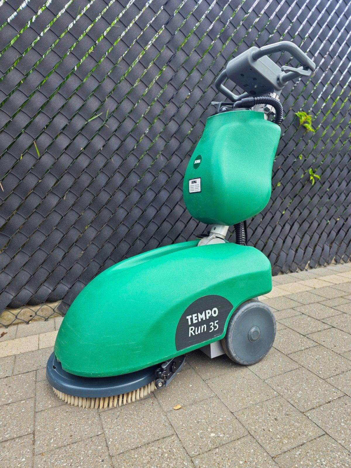 Boma Tempo Run 35 Schrobzuigmachine op Accu, Ophalen of Verzenden, Zo goed als nieuw, Schrobmachine