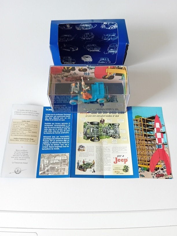 10 Kuifje auto's serie Atlas met certificaat nrs 1 tot 10, Enlèvement ou Envoi, Tintin, Comme neuf, Autres types