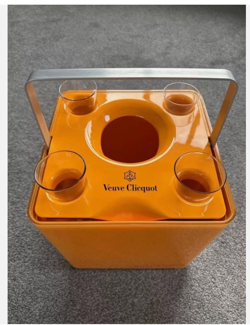 Veuve Clicquot ice cube Porsche design, Verzamelen, Ophalen, Zo goed als nieuw, Overige typen