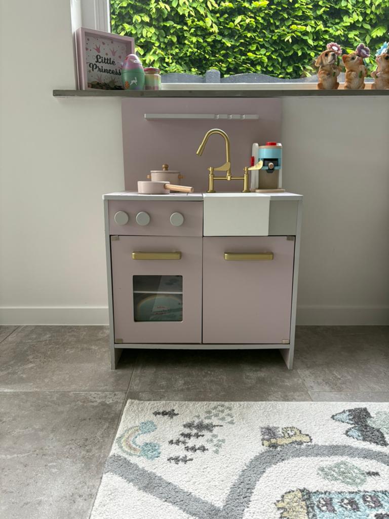 Speelkeuken Petite Amelie, Ophalen, Zo goed als nieuw, Speelkeuken