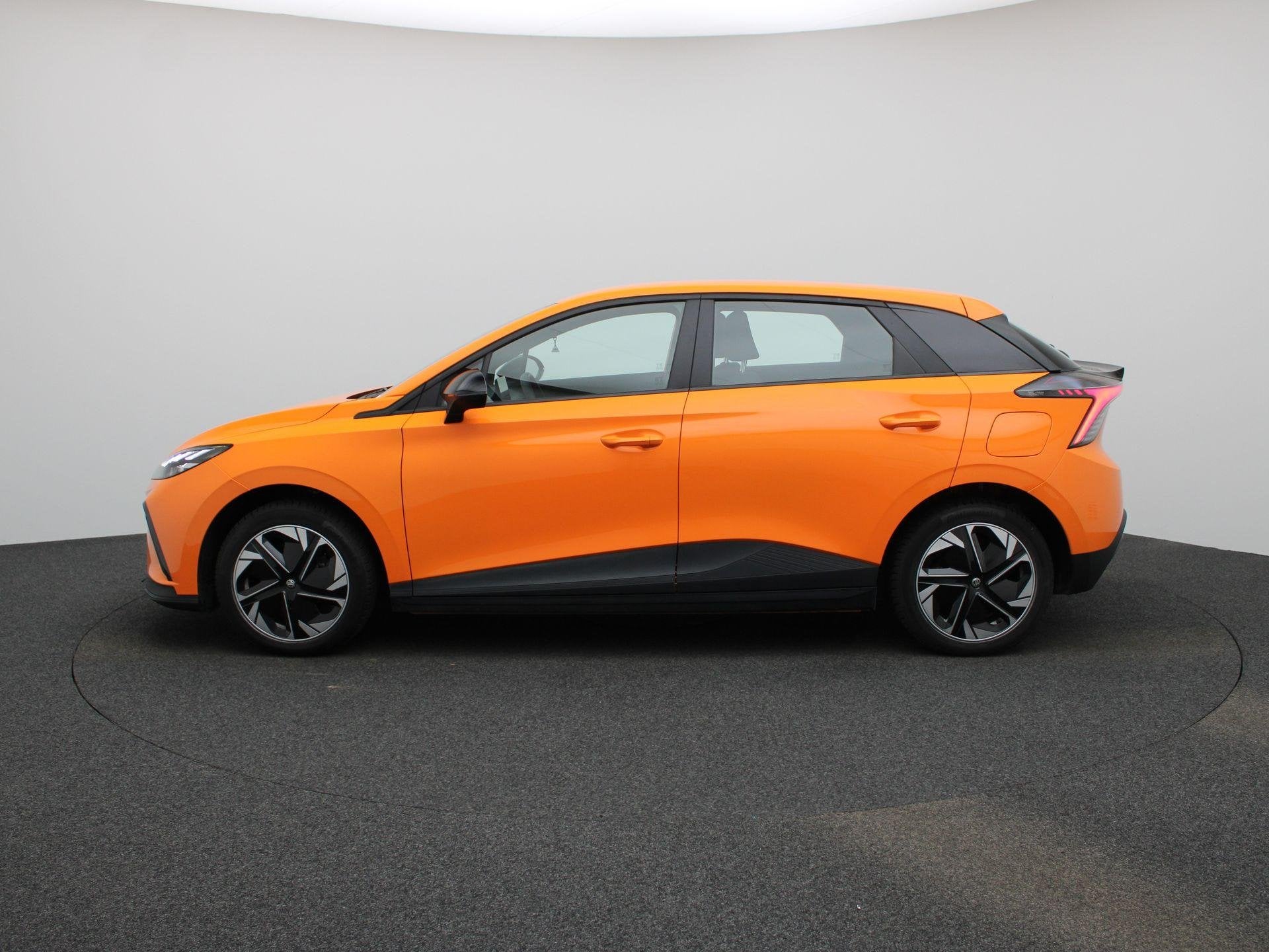 MG MG4 51 kWh Standard (automatique), Autos, Entreprise, Autres couleurs, 5 places, Automatique