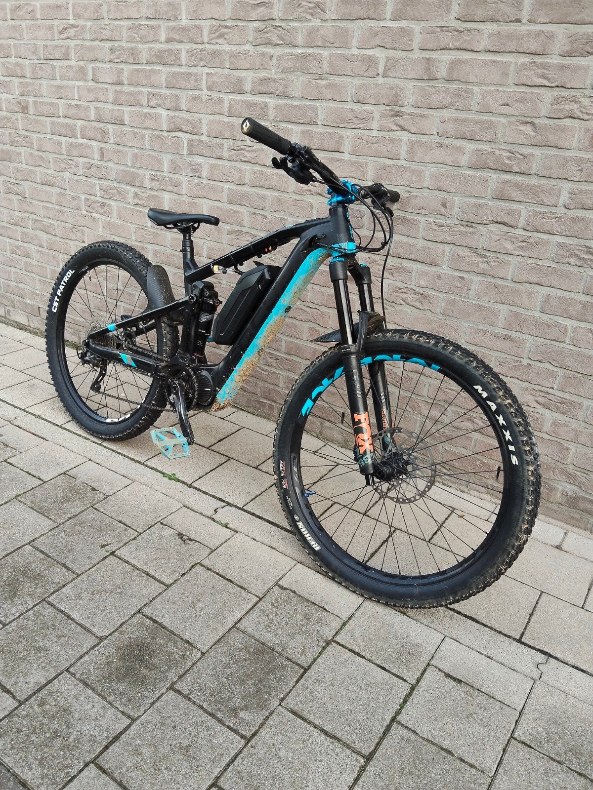 Projet de VTT électrique Focus Jam² avec contrôleur VESC, Vélos & Vélomoteurs, Enlèvement