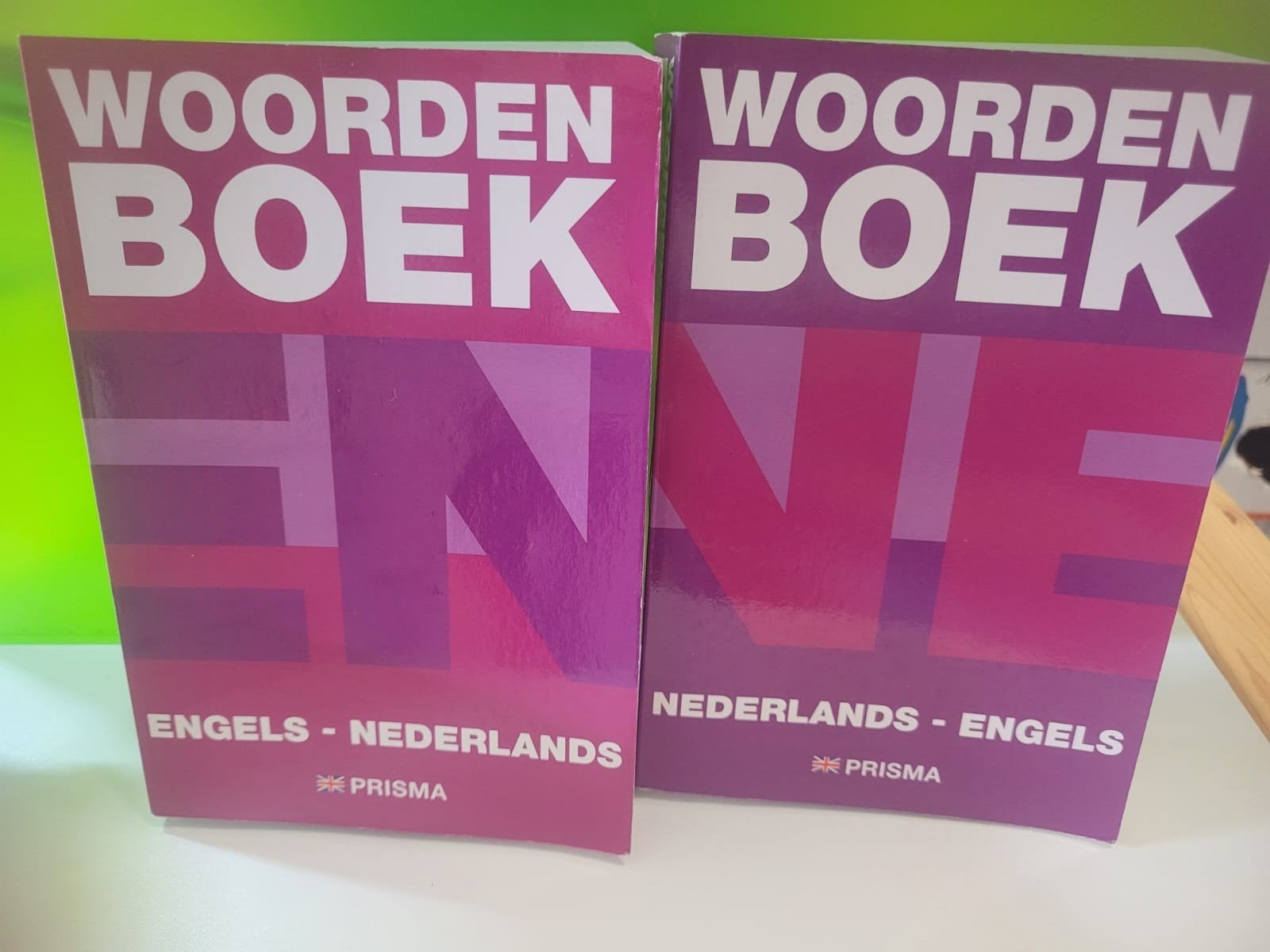 woordenboeken, Boeken, Ophalen, Zo goed als nieuw, Van Dale, Nederlands